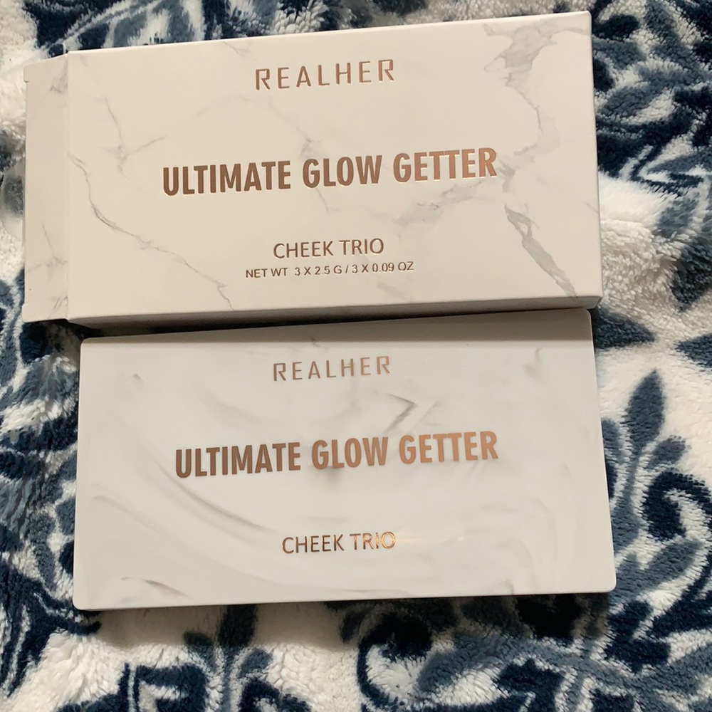 Cheek tri